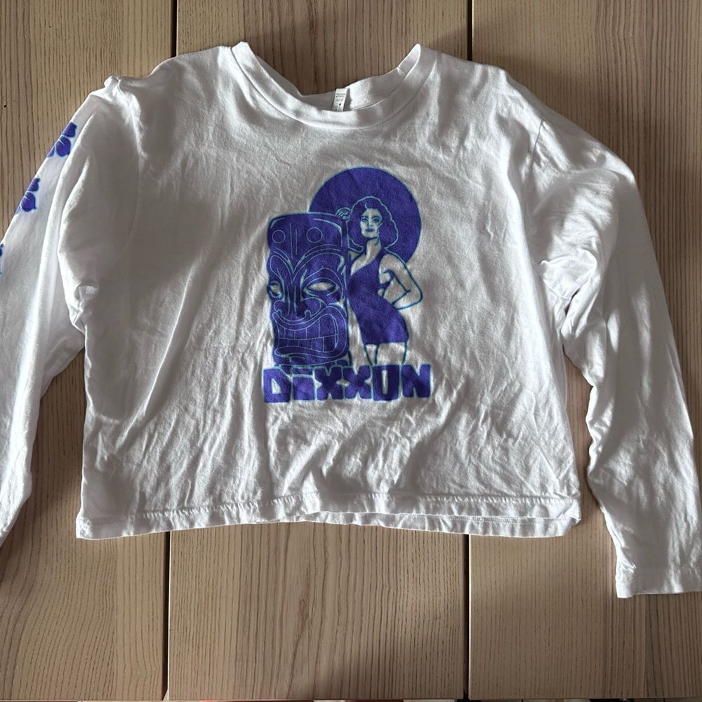 DIXXON women’s long sleeve crop t white luau with purple & blue print - Size XL